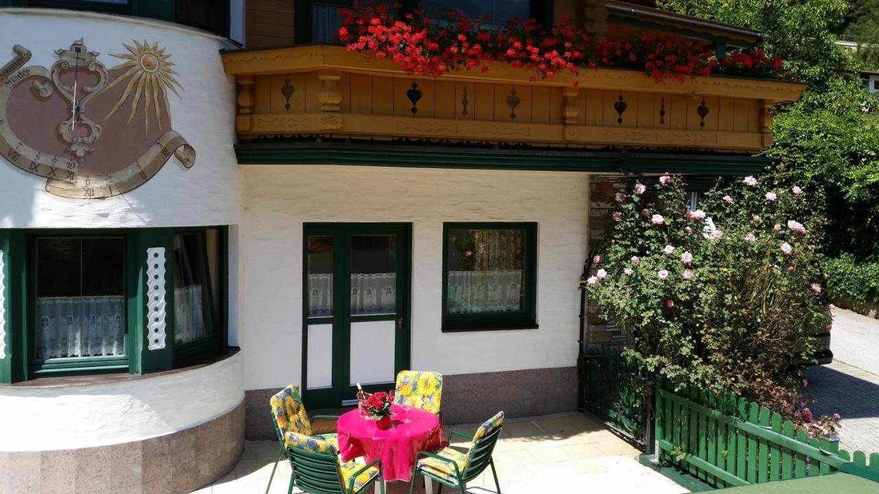 Appartementhaus Zillertal By Piaunddirk Finkenberg Habitación foto